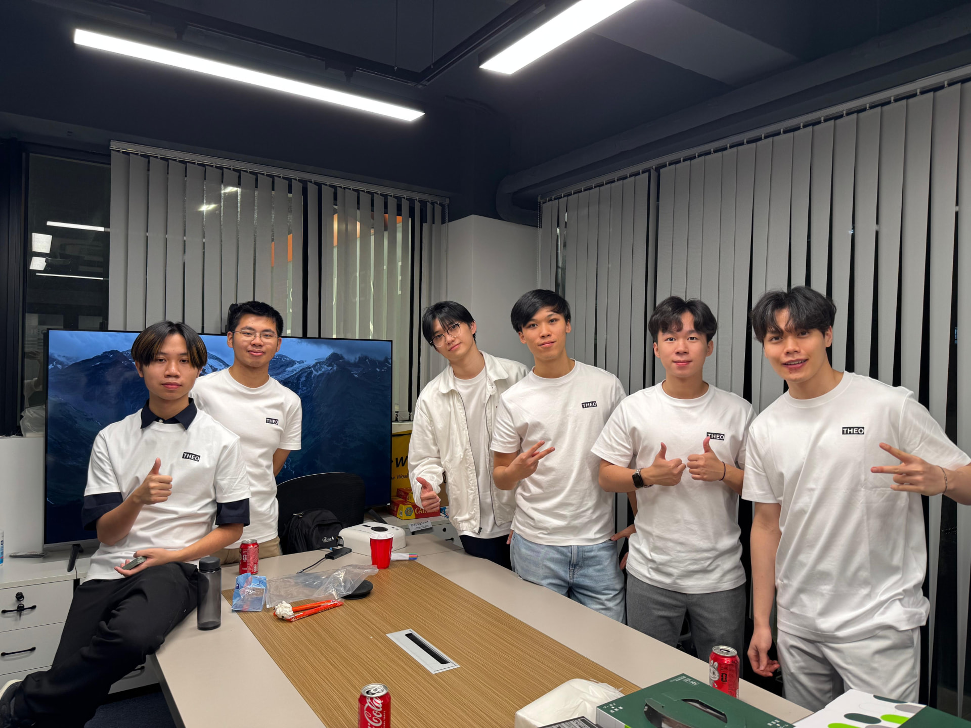 Theo Quant team members and interns at the end-of-summer mixer.